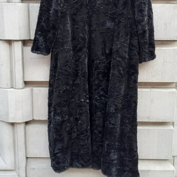 Betsy Johnson Maxi Faux Fur Black Coat S-M - Picture 16 of 17